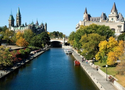 Visite p&eacute;destre &colon; Histoire du Canal Rideau et des francophones de Bytown